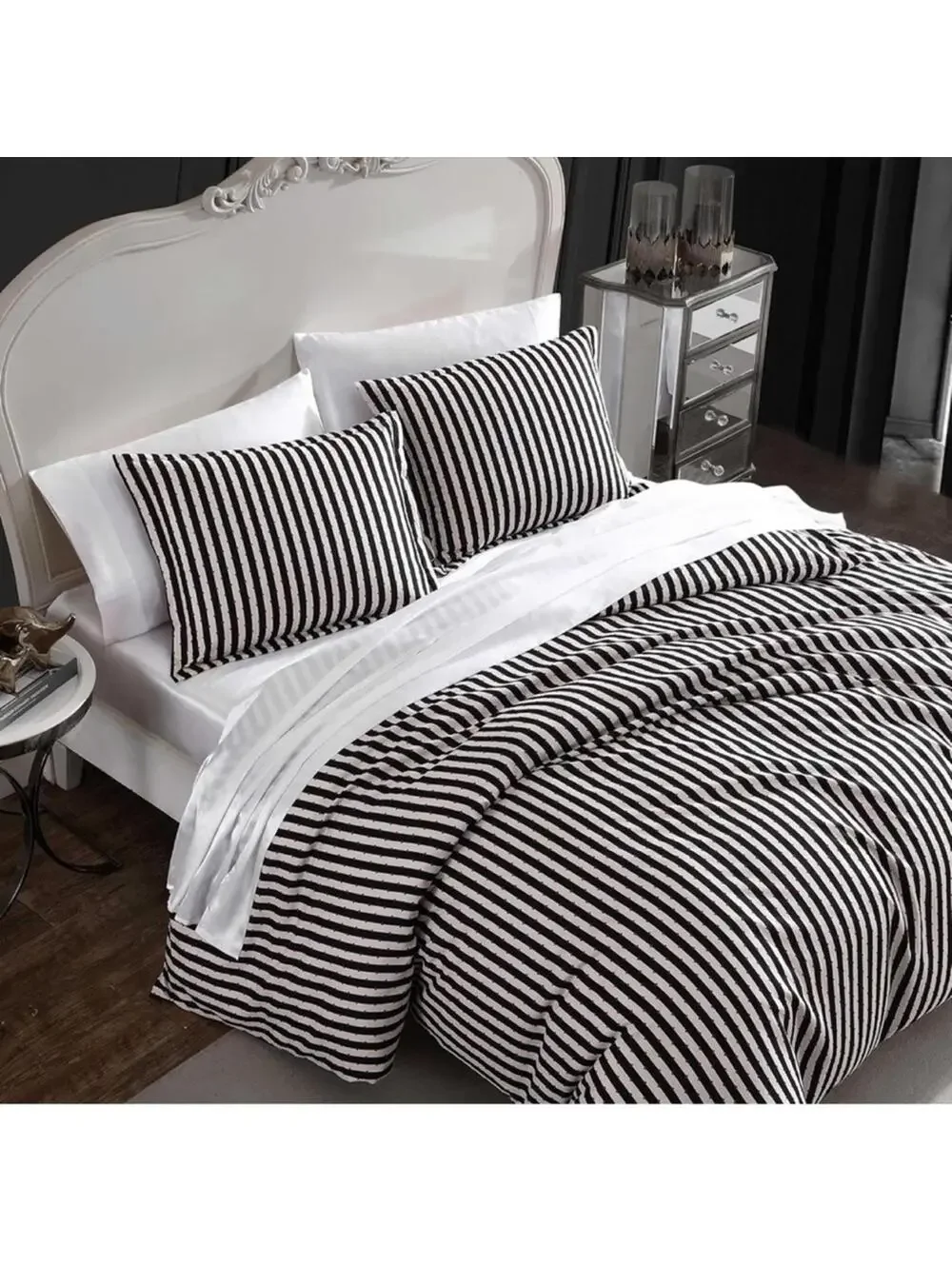 NEW Betsey Johnson KING DUVET SET Black White Stripe Cover Pillow Cases NIP